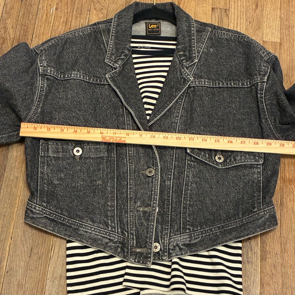 Vintage Lee Black Washed Cropped Denim Jacket Small - Picture 11 of 14